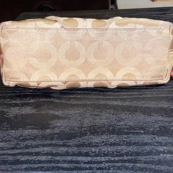 Small coach make up bag - Picture 2 of 8